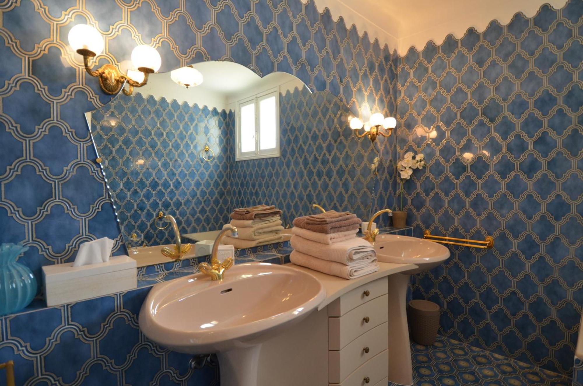 Parc Louisa - Appartement D'Epoque Avec Jardin Et Parking 4 Personnes Le Port De Ницца Экстерьер фото